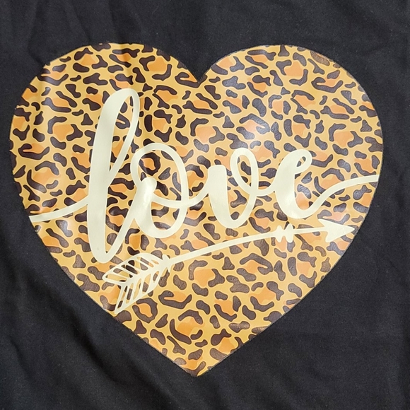 Casual Short Sleeve T-Shirt, Love Leapord XXL - Picture 7 of 13
